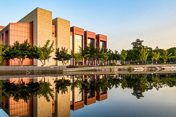 重庆医科大学